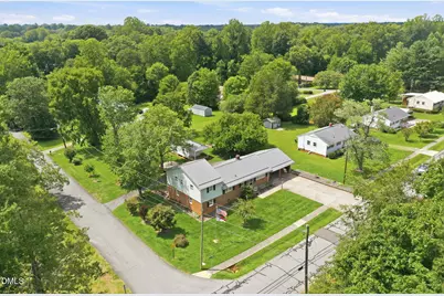 401 N 9th Street, Mebane, NC 27302 - Photo 4