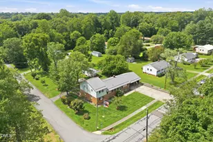 401 N 9th St, Mebane, NC 27302 - Photo 4