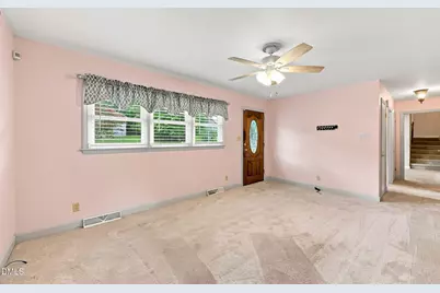 401 N 9th Street, Mebane, NC 27302 - Photo 10