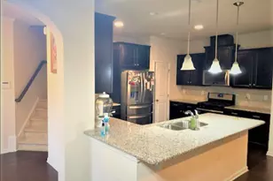 931 Contessa Dr, Cary, NC 27513 - Photo 4