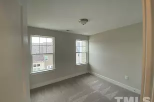 904 Hillman Ln, Mebane, NC 27302 - Photo 8