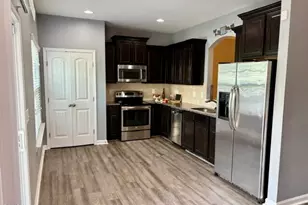 939 Ileagnes Rd, Raleigh, NC 27603 - Photo 16