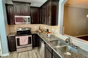 939 Ileagnes Rd, Raleigh, NC 27603 - Photo 10
