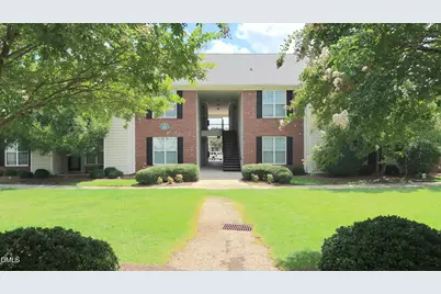 89 Gallery Drive #203, Spring Lake, NC 28390 - Photo 2