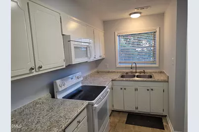 506 N Greensboro Street #Apt 35, Carrboro, NC 27510 - Photo 8