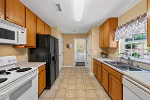217 Talley Ridge Dr, Holly Springs, NC 27540 - Photo 12
