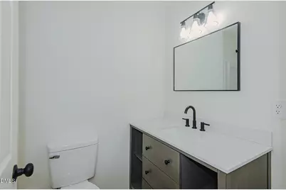 404 Walker Avenue, Graham, NC 27253 - Photo 20