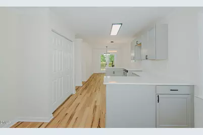 404 Walker Avenue, Graham, NC 27253 - Photo 10