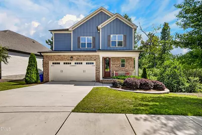 2812 Meadow Bluffs Way, Fuquay Varina, NC 27526 - Photo 2