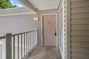 1431 Collegiate Cir, Raleigh, NC 27606 - Photo 2