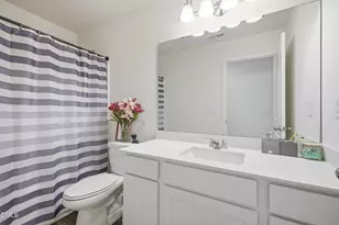 944 Berkeley Glen Rd, Zebulon, NC 27597 - Photo 24