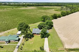 913 W Core Rd, Dunn, NC 28334 - Photo 36