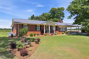 913 W Core Rd, Dunn, NC 28334 - Photo 40