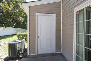 8843 Thornton Town Pl, Raleigh, NC 27616 - Photo 32