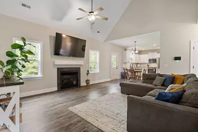 253 Pleasant Ridge Court, Benson, NC 27504 - Photo 6