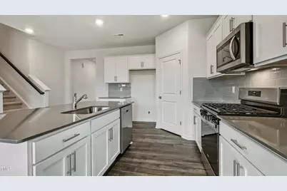 713 Sparkling Pear Drive, Fuquay-Varina, NC 27592 - Photo 8