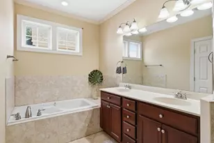 212 Thorndale Dr, Holly Springs, NC 27540 - Photo 12