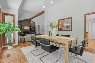 625 Kensington Dr, Chapel Hill, NC 27514 - Photo 8