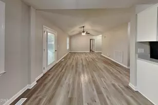 153 Cambridge Elm Dr, Clayton, NC 27520 - Photo 4