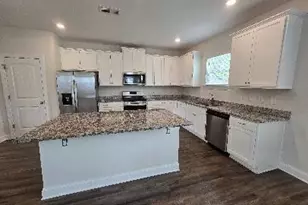 344 Quarryrock Rd, Holly Springs, NC 27540 - Photo 2