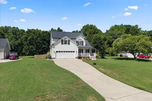 2709 White Rail Dr, Fuquay Varina, NC 27526 - Photo 2