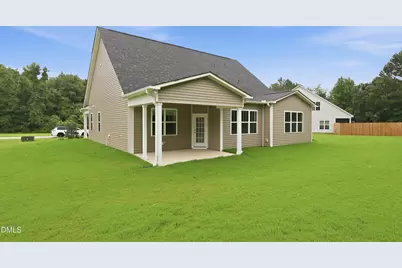 138 Abingdon Farms Drive, Selma, NC 27576 - Photo 8
