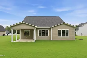 138 Abingdon Farms Dr, Selma, NC 27576 - Photo 6