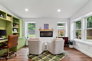 709 Dawnwood Ct, Raleigh, NC 27609 - Photo 18