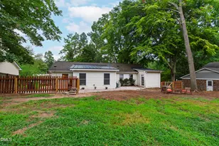709 Dawnwood Ct, Raleigh, NC 27609 - Photo 36