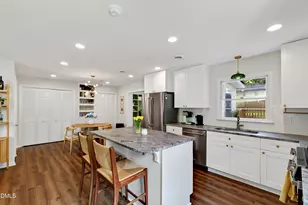 709 Dawnwood Ct, Raleigh, NC 27609 - Photo 12