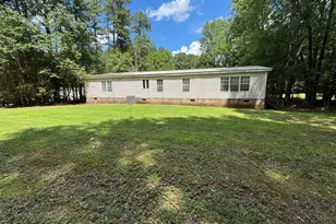 45 Robin Ln, Henderson, NC 27537 - Photo 4