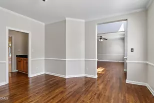 110 Drakewood Pl, Cary, NC 27518 - Photo 10