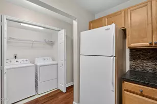 1021 Nicholwood Dr, Raleigh, NC 27605 - Photo 20