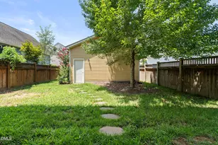 19 Pokeberry Bend Dr, Chapel Hill, NC 27516 - Photo 32