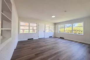 306 Fayetteville St, Newton Grove, NC 28366 - Photo 16