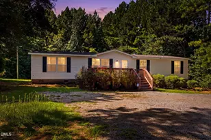 115 Carter Ln, Warrenton, NC 27589 - Photo 2