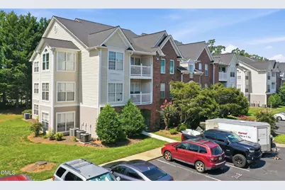 2221 Delaney Drive # 112, Burlington, NC 27215 - Photo 2