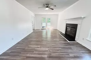 401 Holly Berry Ln, Holly Springs, NC 27540 - Photo 6