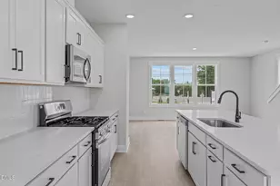 501 Plumleaf Ln, Durham, NC 27703 - Photo 12