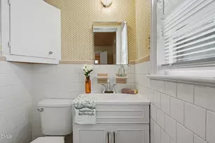 325 Kingston Ave, Rocky Mount, NC 27803 - Photo 14