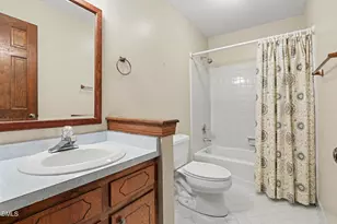 6400 Dresden Ln, Raleigh, NC 27612 - Photo 20