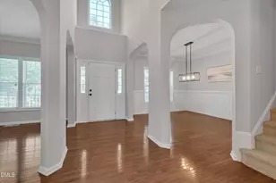 2420 Hidden Meadow Dr, Fuquay Varina, NC 27526 - Photo 4