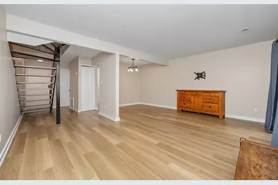 220 Elizabeth Street #D9, Chapel Hill, NC 27514 - Photo 8