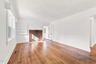 205 Maple St, Rich Square, NC 27869 - Photo 8