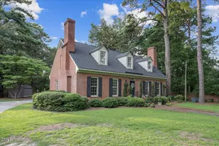 804 Chestnut Dr, Smithfield, NC 27577 - Photo 2