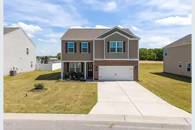 4413 Marthas Vlg Lane, Ayden, NC 28513 - Photo 2