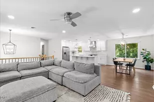 440 Rosehaven Dr, Raleigh, NC 27609 - Photo 10