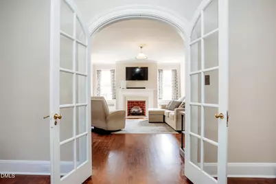 302 Tarboro Street NE, Wilson, NC 27893 - Photo 6