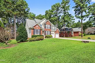 399 Falling Water Rd, Spring Lake, NC 28390 - Photo 2