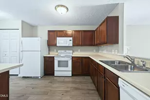 3412 Tarleton W, Durham, NC 27713 - Photo 14